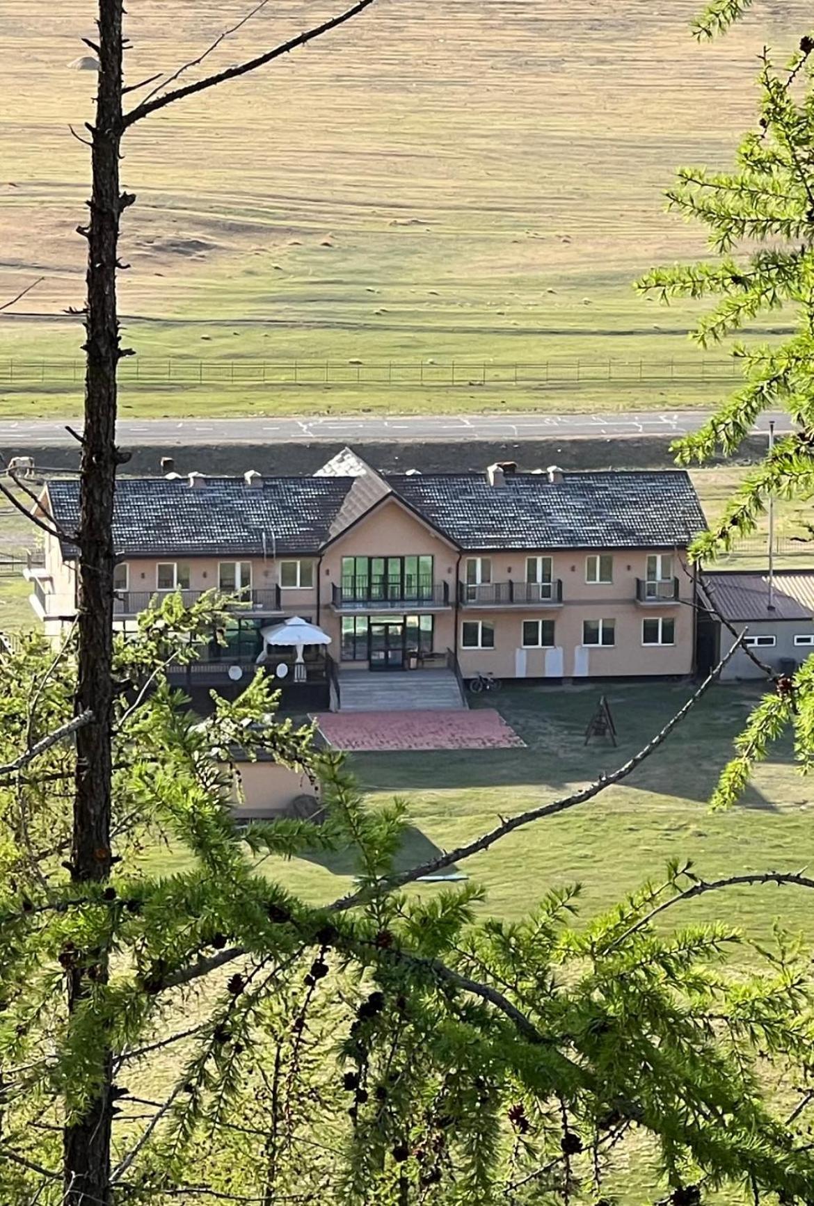 Takhi Resort Terelj Yoliin Hural Extérieur photo